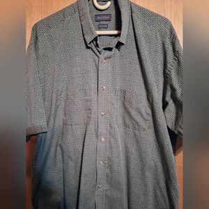 Van Heusen Button Down Shirt XL